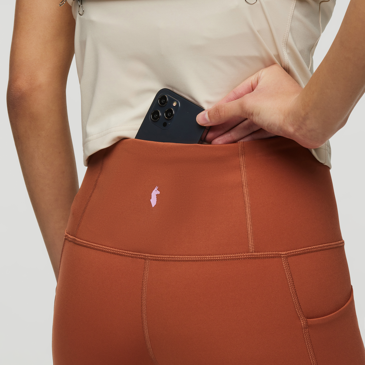 Muevo Tight - Women's - Image 8